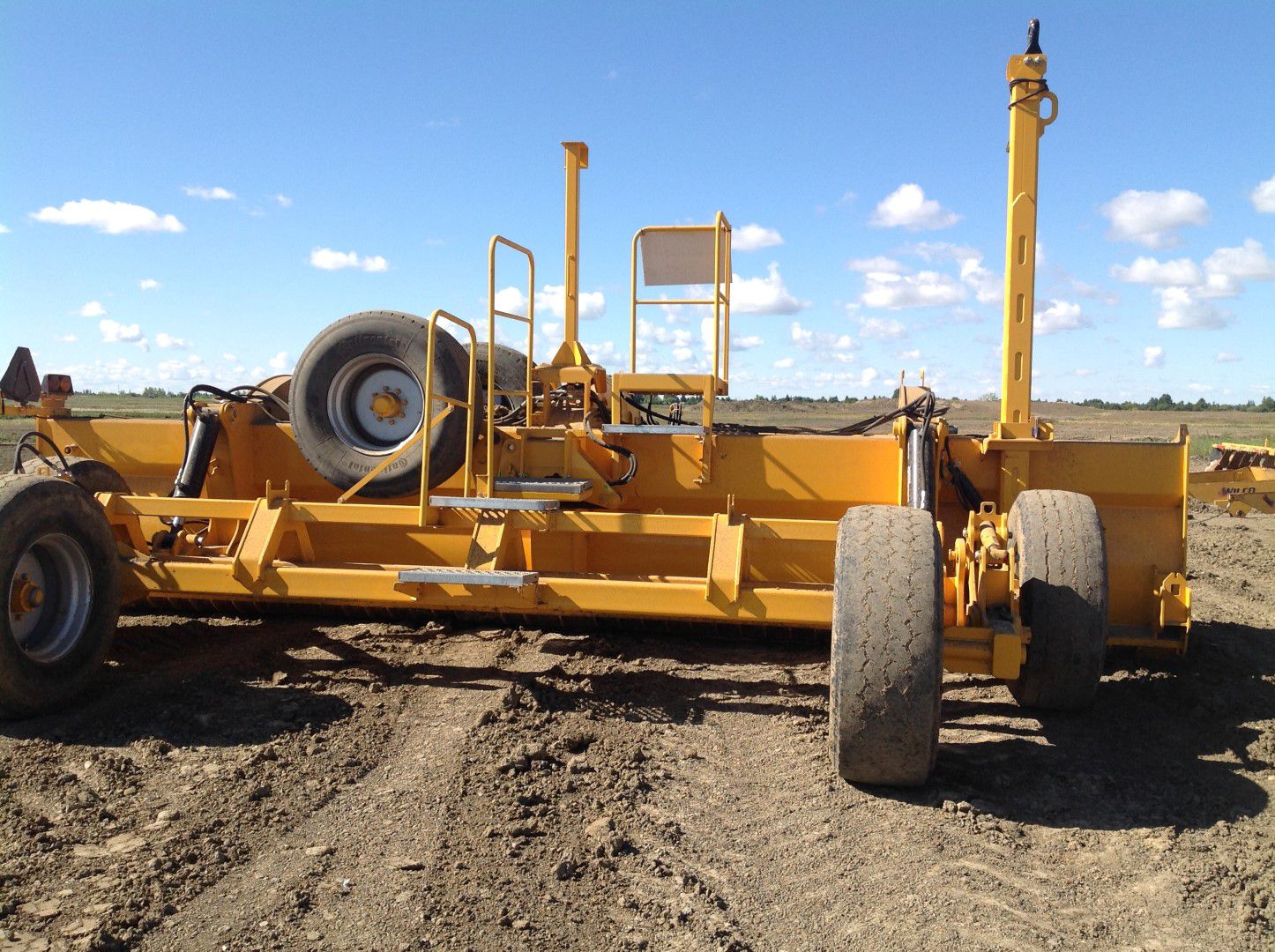 Land Levelers & Drag Buckets Beulah Machinery