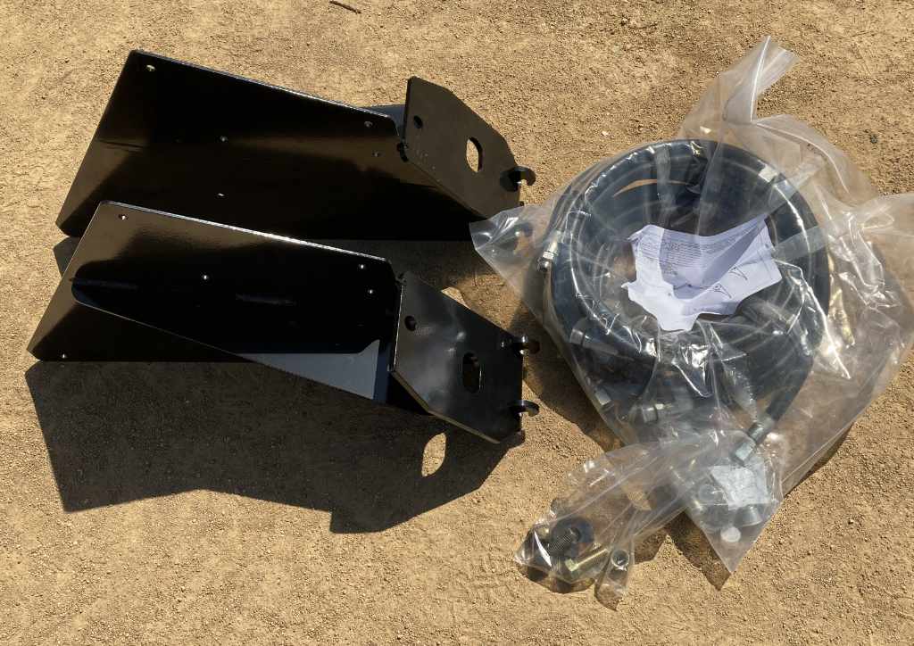 Roto-Shear Mounting Kit, MacDon D65/D75/D1 XL &amp; JD 400 Header