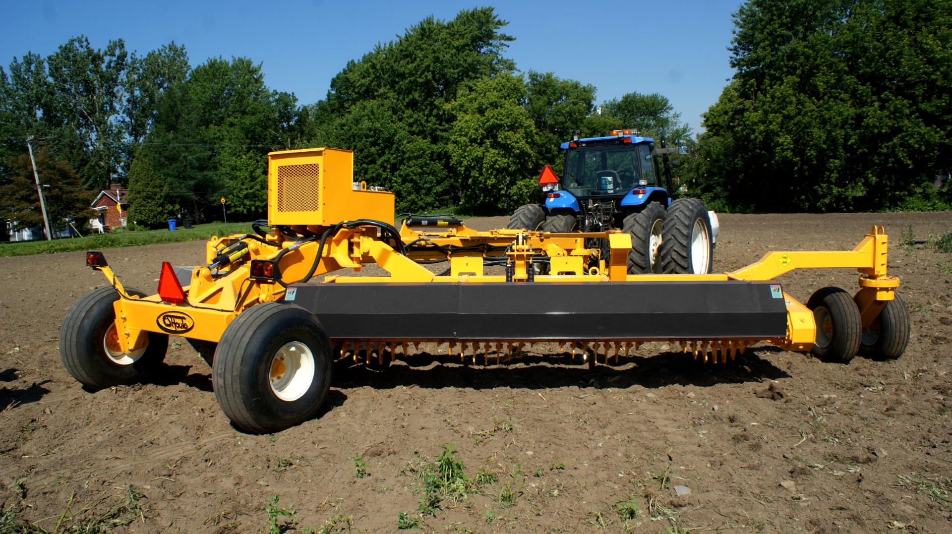 Rock Rake, 30' (Self-Contained Hydraulic)