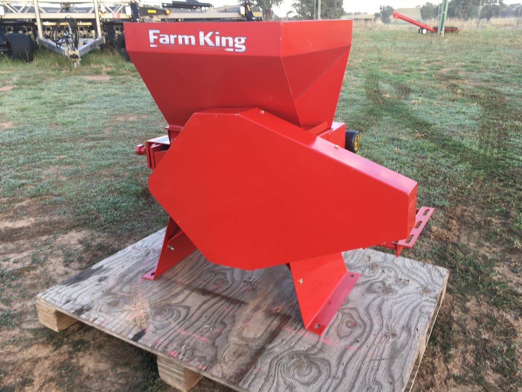 Roller Mill Model 85, Farm King