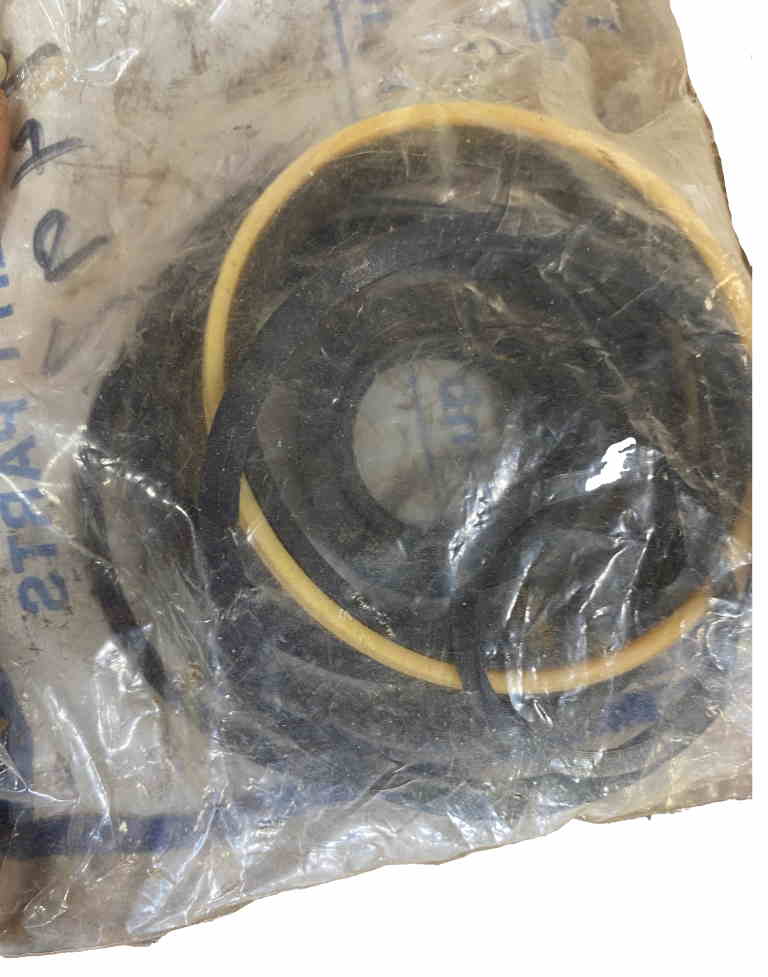 RECON PARTS - CYL. SEAL KIT FOR 3X8(RECON)
