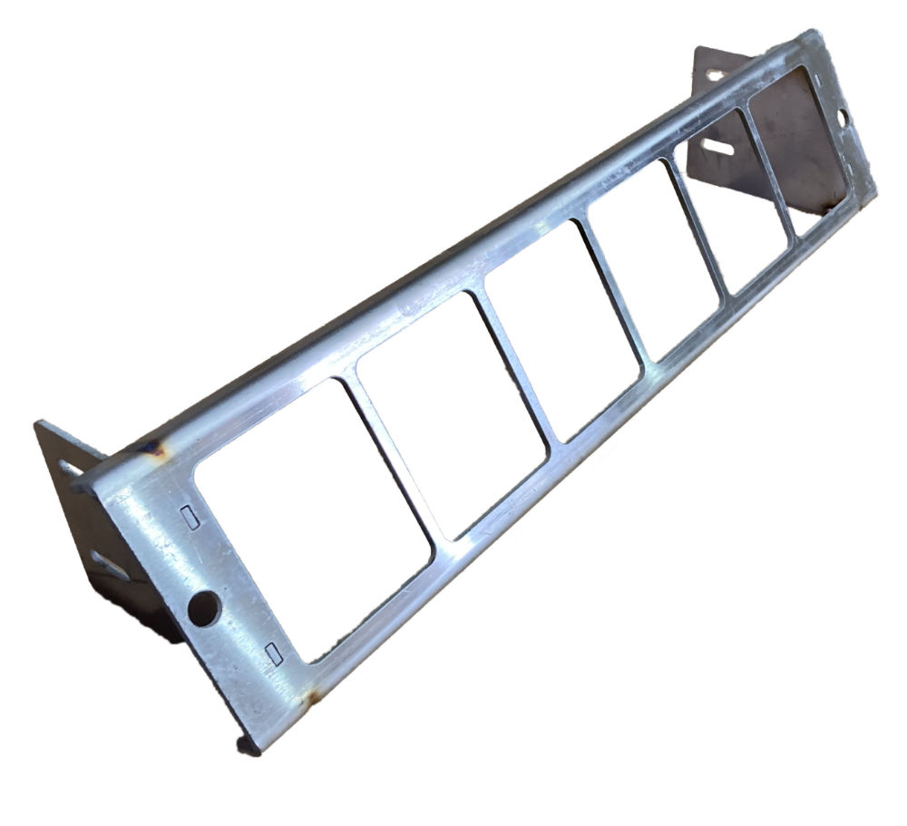 1330 Square Hole Section (S/S) (replaces FC GH-743)